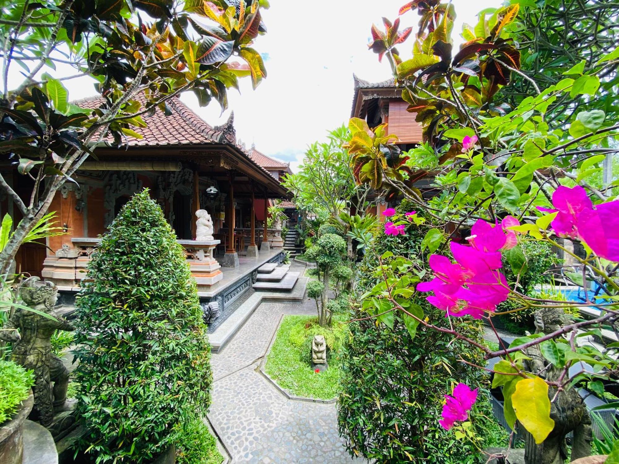 Aura Bisma Guesthouse 乌布 外观 照片